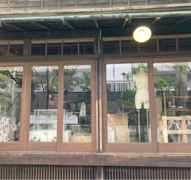 Accommodation and sharing